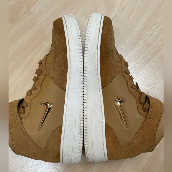 Nike Air Force 1 Mid '07 LV8 Size 12 Muted Bronze/Metallic Gold - Picture 9 of 11